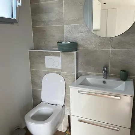 Apartament Neuf Avec Terasse Jardin *
